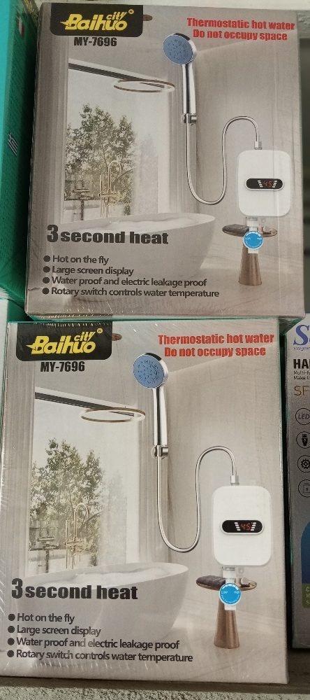 Chauffe eau de douche instantanée